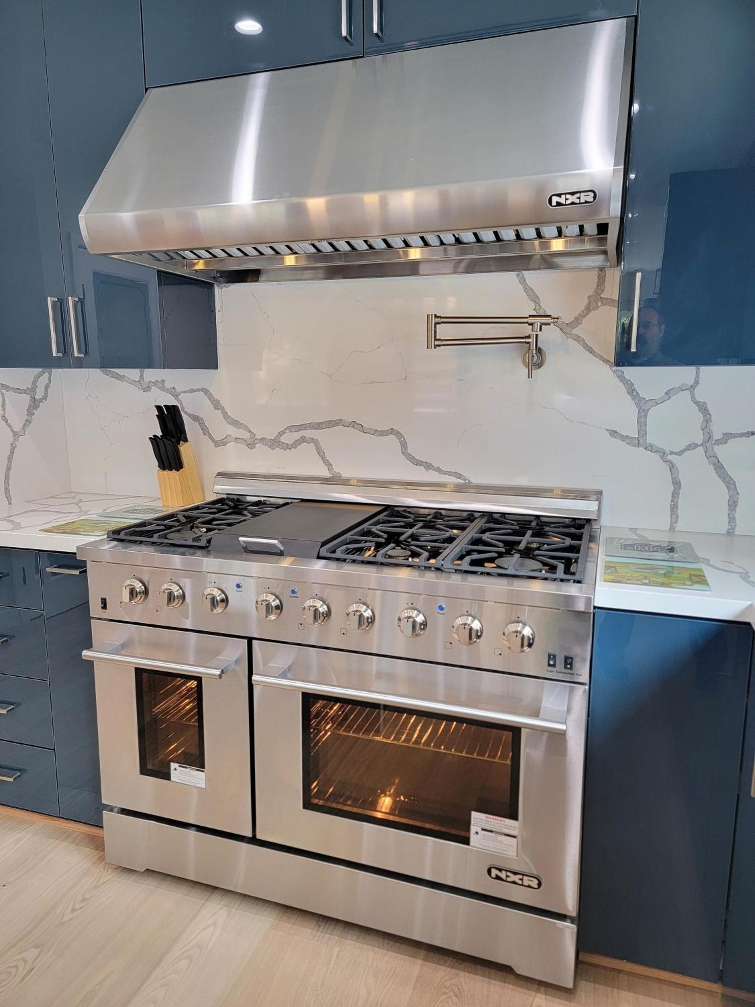Modern Luxury 3 Bedroom Next To La Cienega Plaza With Parking, Wifi, Tv, Bbq 10 Minutes To Rodeo Drive Casa vacanze Los Angeles