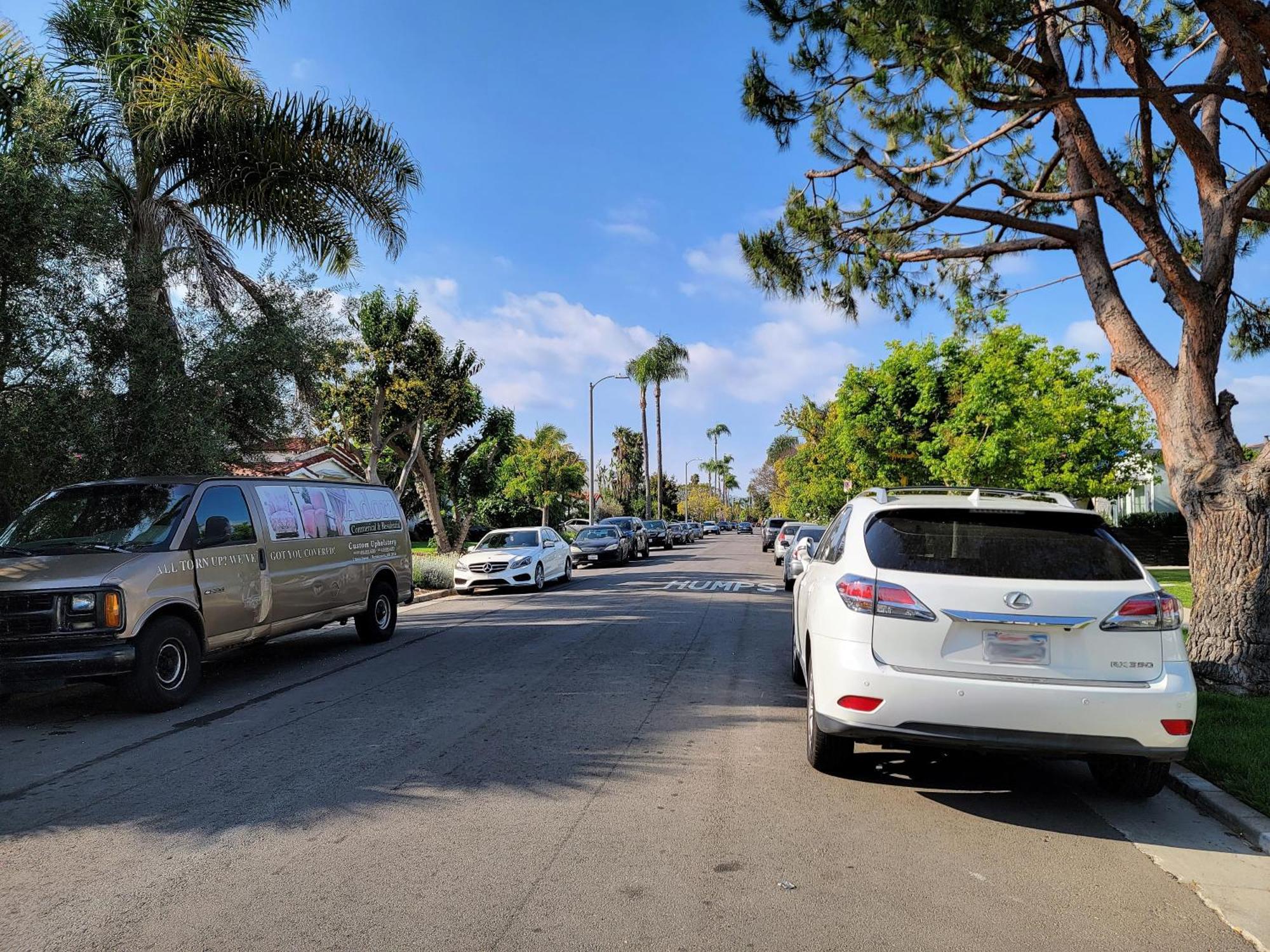 Modern Luxury 3 Bedroom Next To La Cienega Plaza With Parking, Wifi, Tv, Bbq 10 Minutes To Rodeo Drive Casa vacanze Los Angeles
