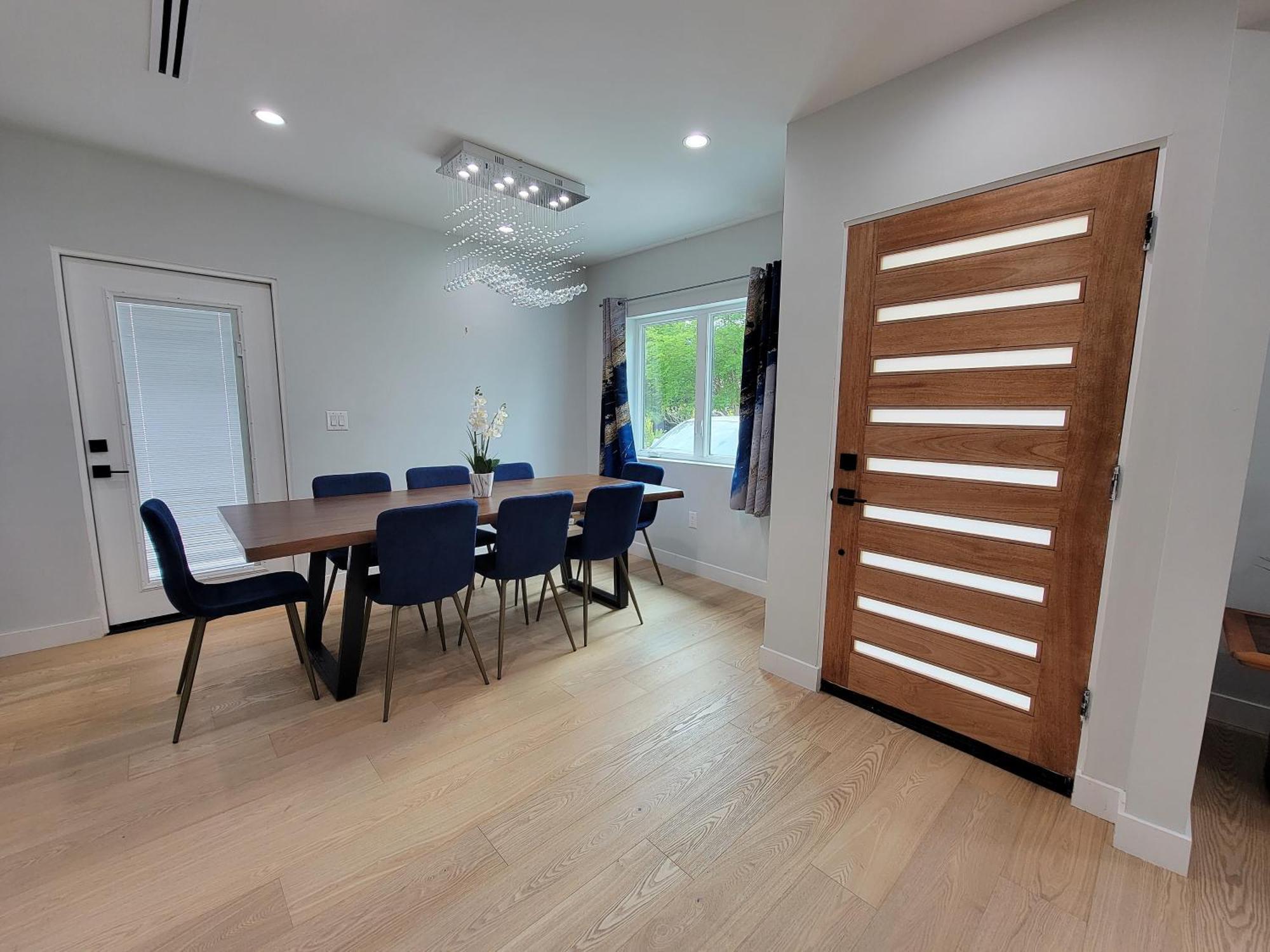 Modern Luxury 3 Bedroom Next To La Cienega Plaza With Parking, Wifi, Tv, Bbq 10 Minutes To Rodeo Drive Casa vacanze